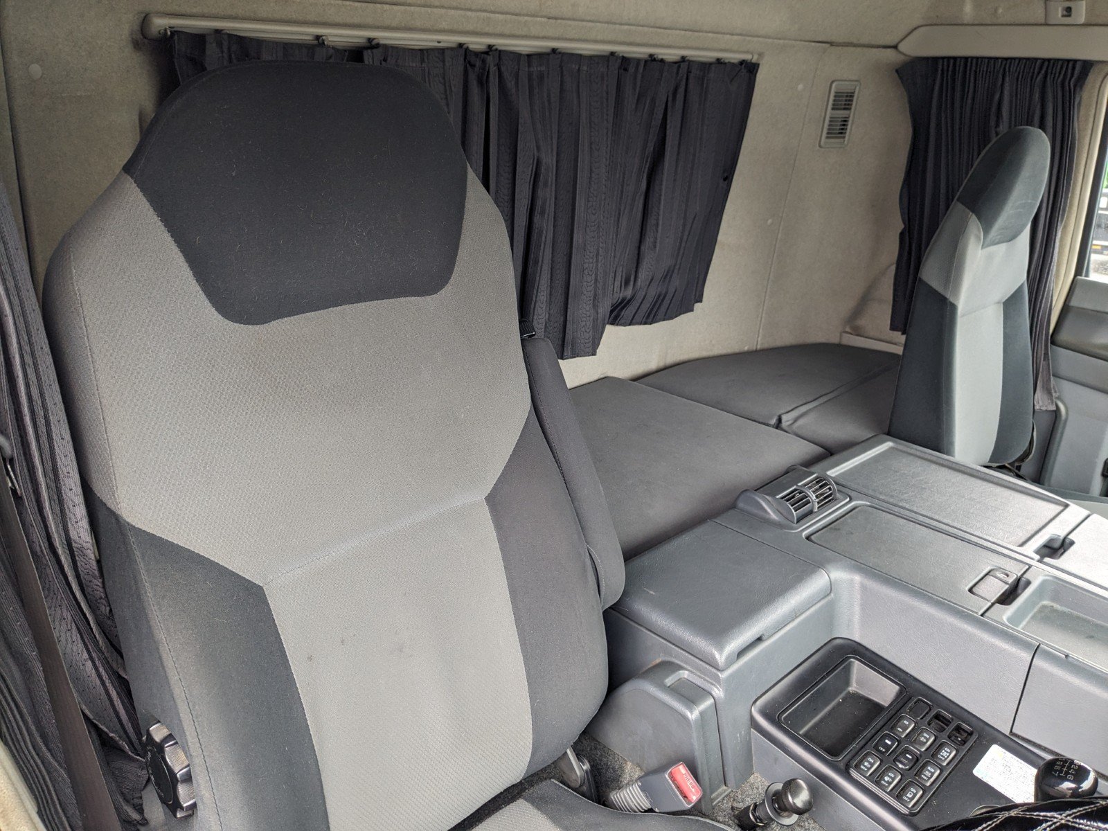 vehicle_image_20260107091123z64IUyDT2W.jpg