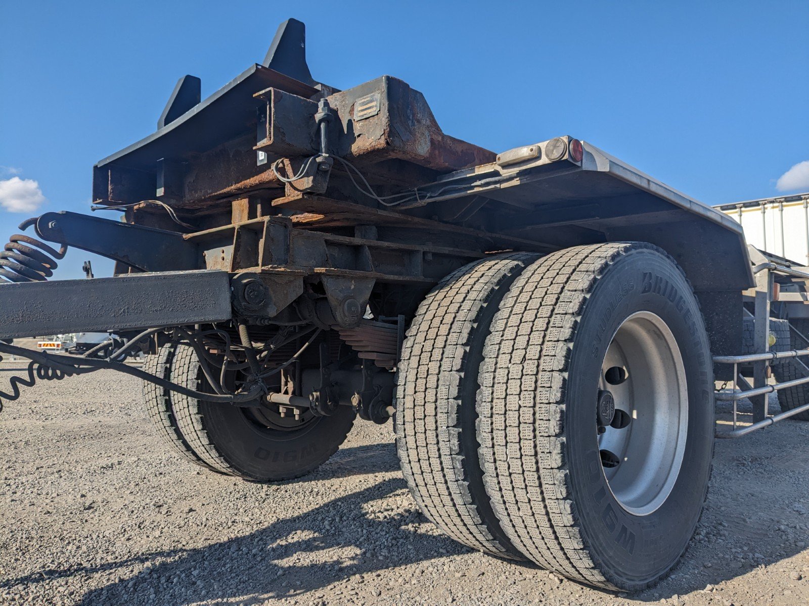 vehicle_image_20260202100415KFfnKKaMwQ.jpg