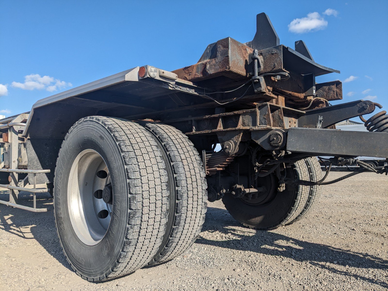 vehicle_image_20260202100415YOGj7YxlT4.jpg
