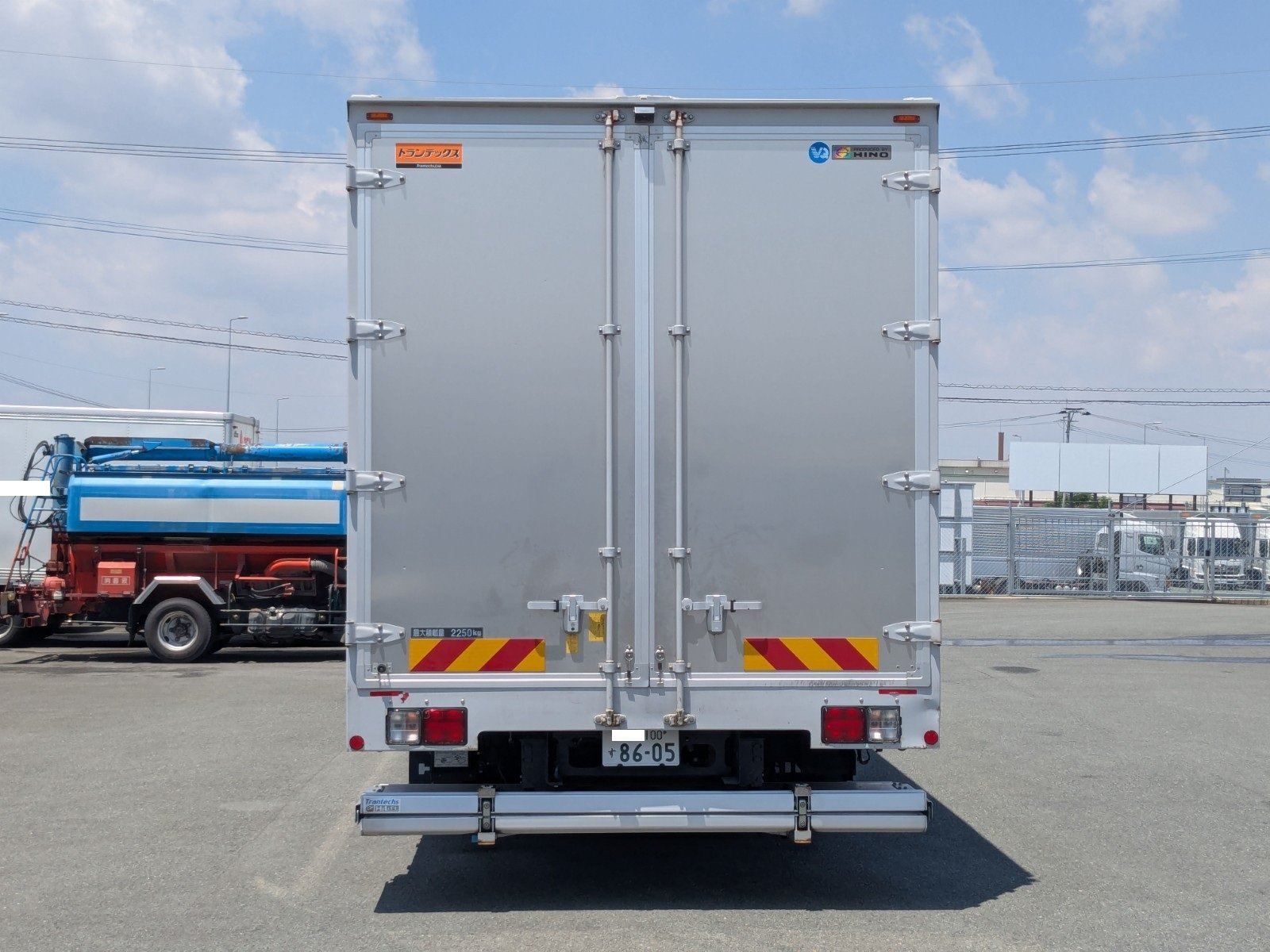 vehicle_image_20260601101348TeQsIZWswS.jpg