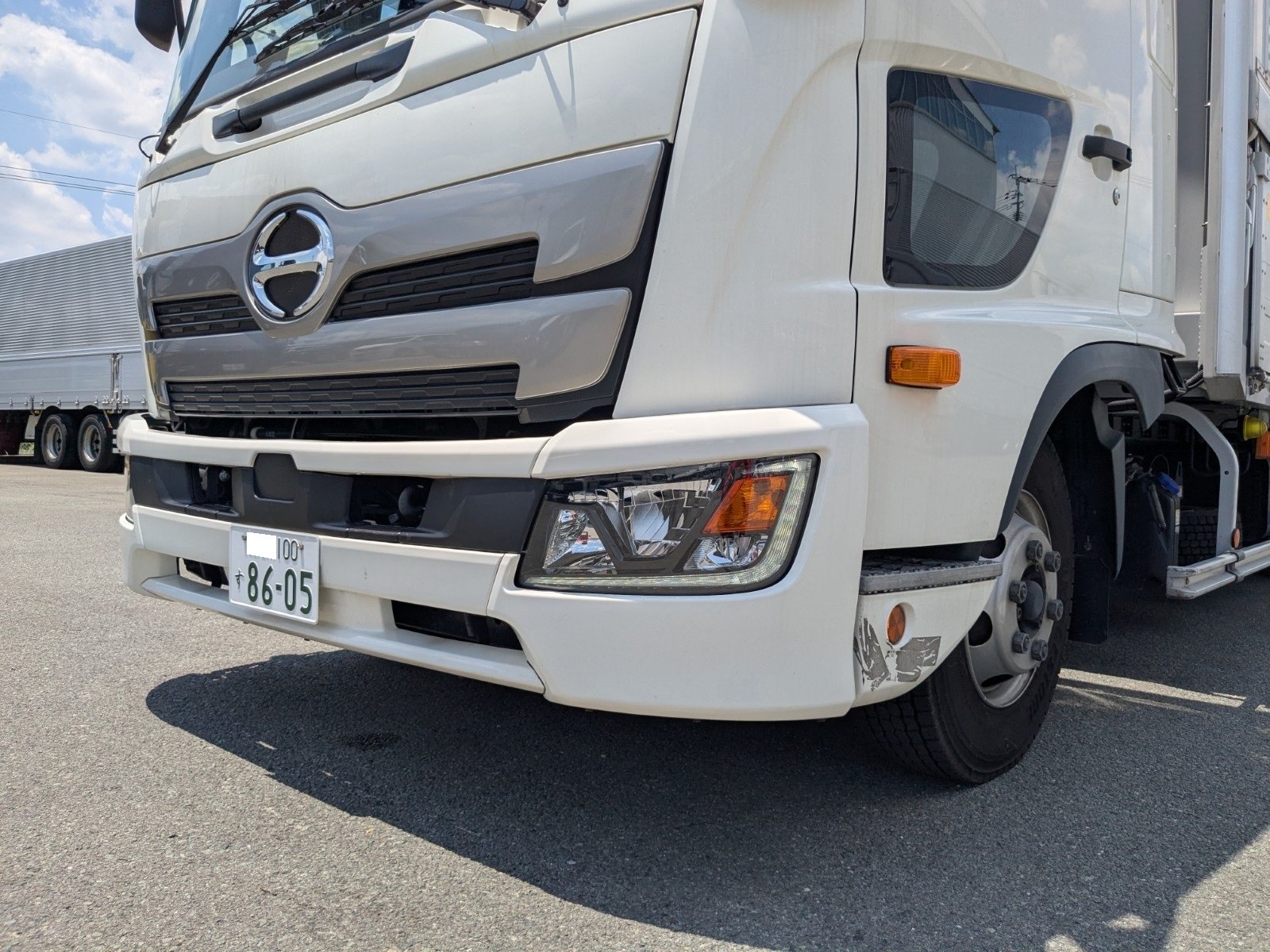 vehicle_image_20260601101348nEhhwtXSEB.jpg