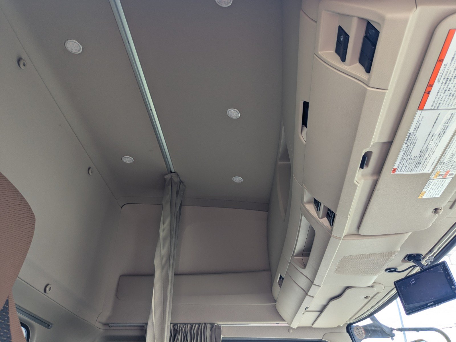 vehicle_image_20260601101348nPtJcLPqSA.jpg