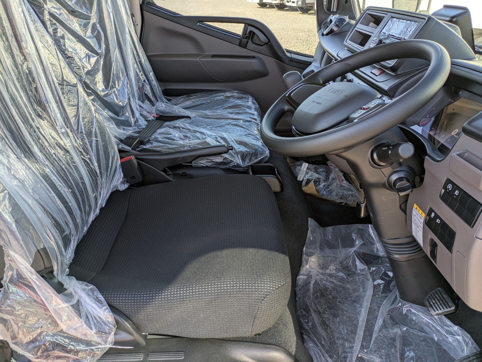 vehicle_image_20260107181920GelkA0tXak.jpg