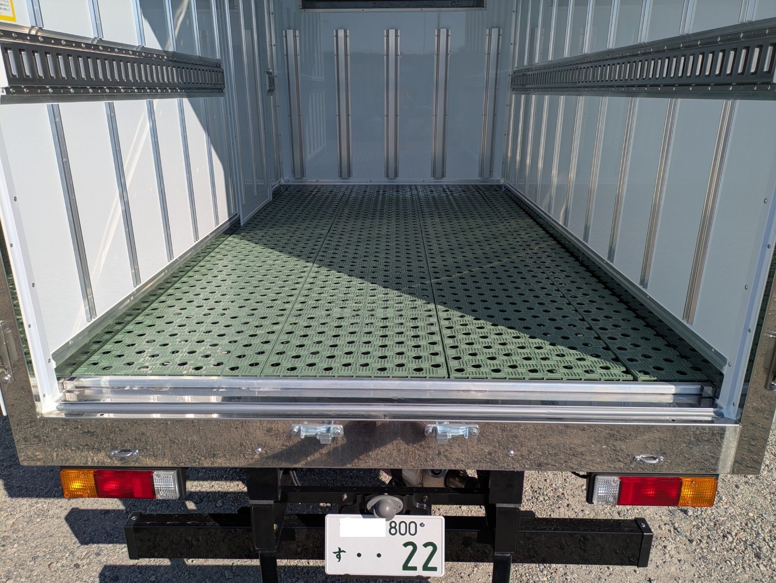 vehicle_image_20260107181920tyTfhHr0by.jpg