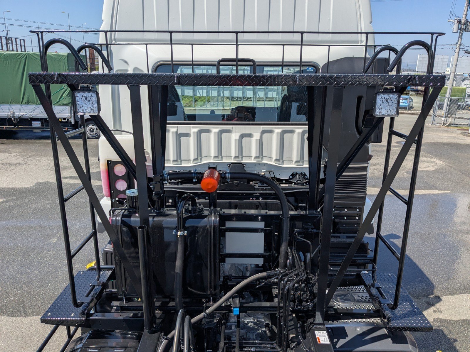 vehicle_image_20260409170114SR4tJC7vtj.jpg
