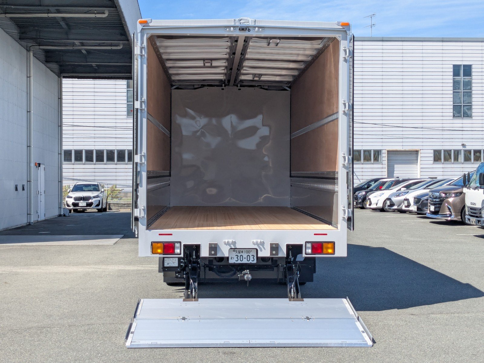vehicle_image_2026042213563507SacJEPVr.jpg