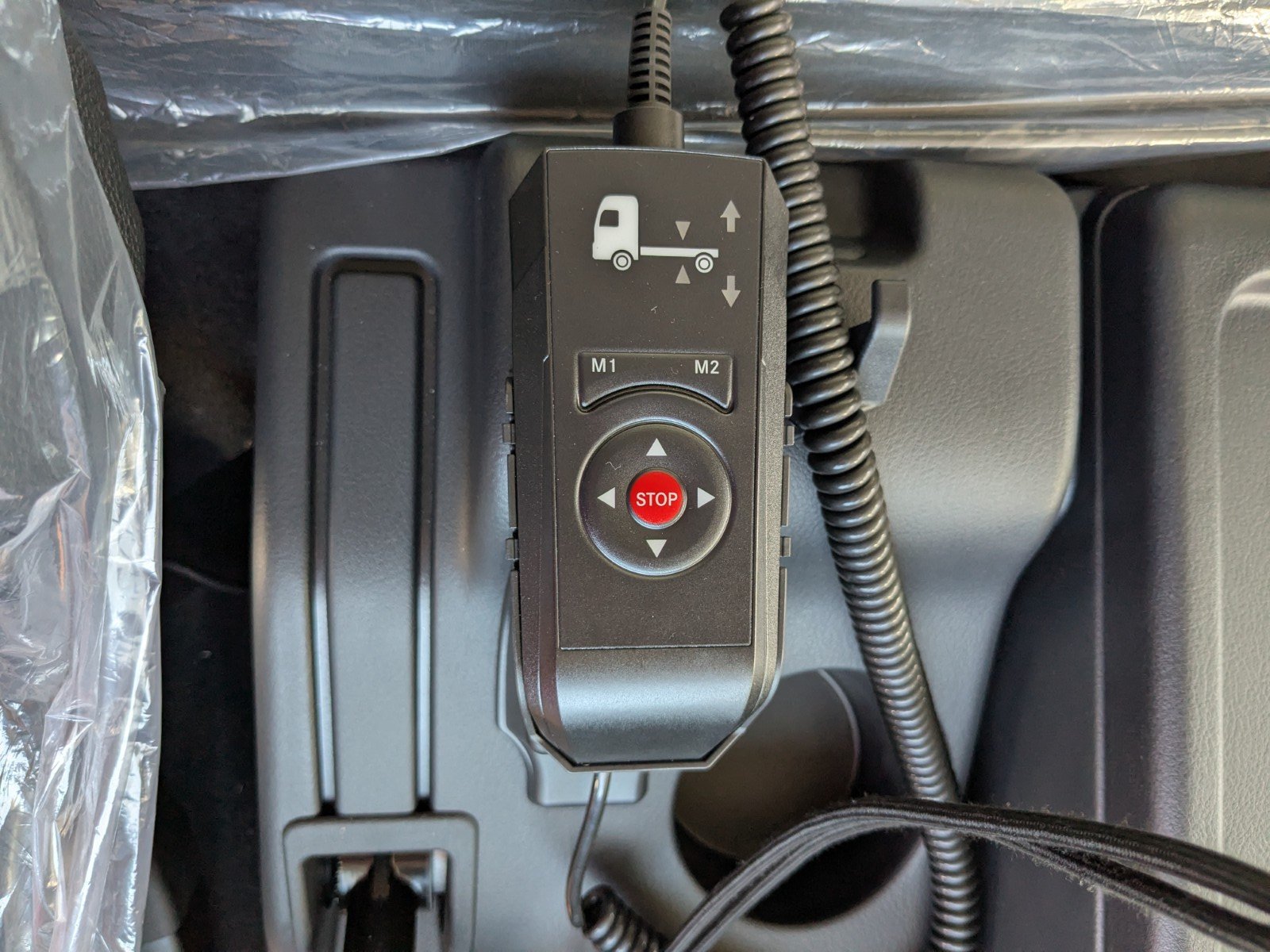 vehicle_image_202604221356353GxQyJMs5p.jpg