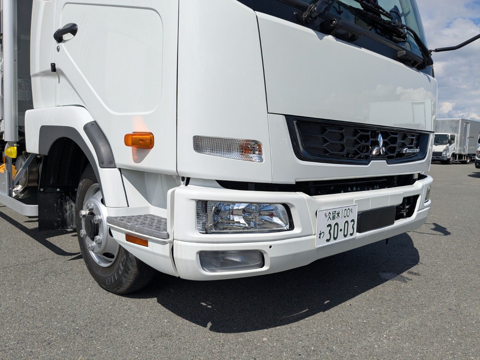 vehicle_image_20260422135635lv3hn27j2E.jpg