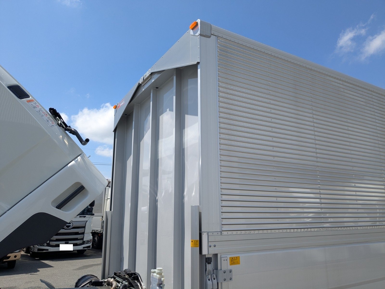vehicle_image_2026042213455120sb6Fpdo2.jpg