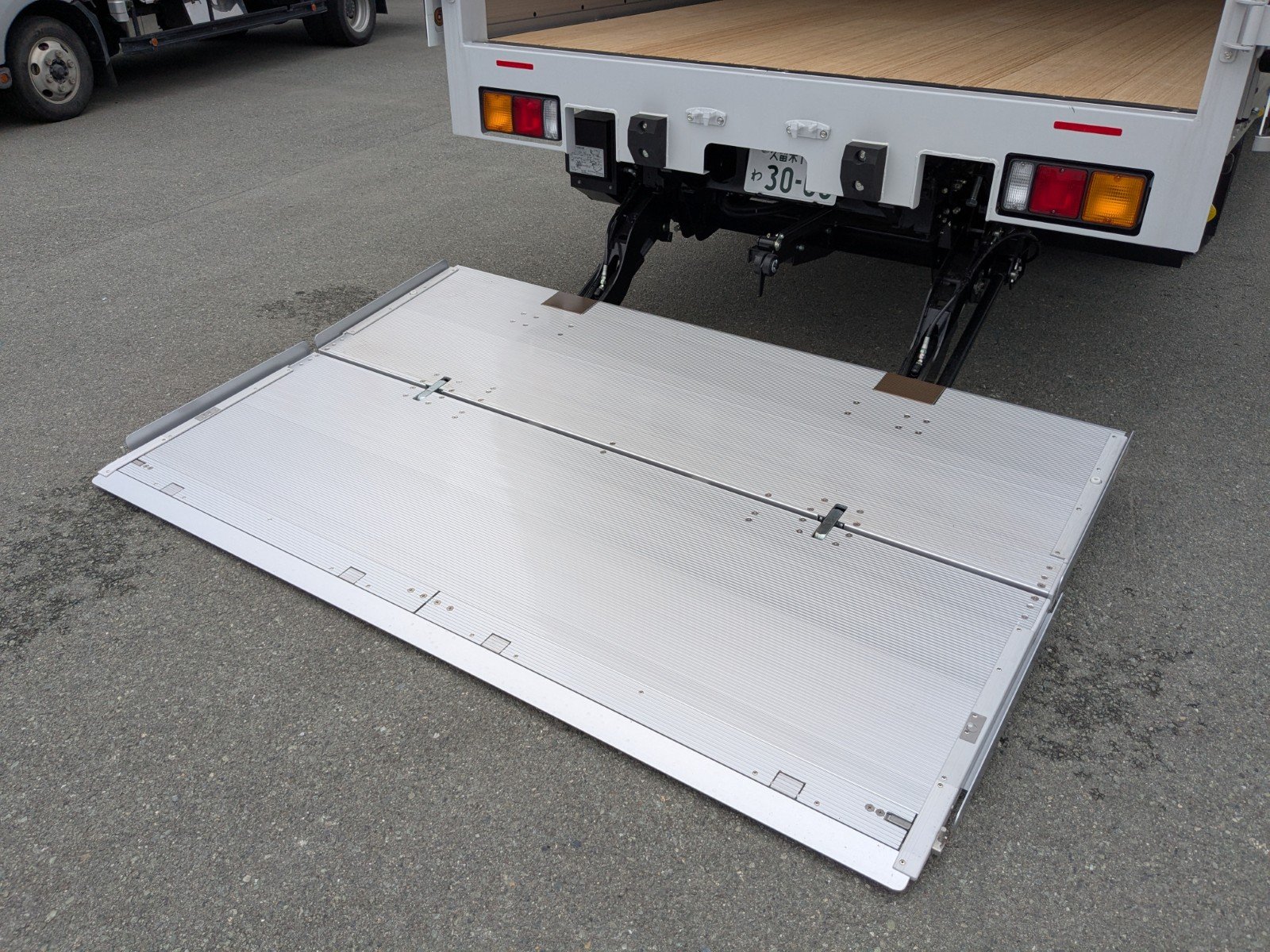 vehicle_image_20260422134551YJY9ZoJWxy.jpg