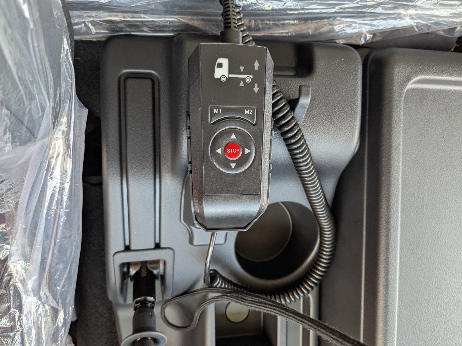 vehicle_image_20260422134551yASenczIuw.jpg