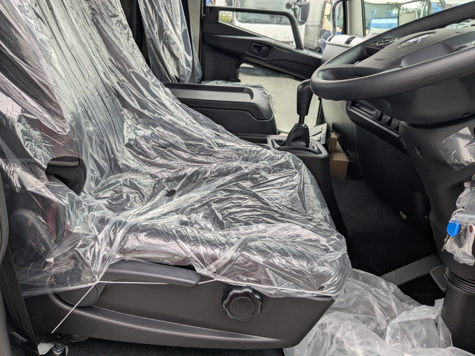 vehicle_image_202606061521215qLtIQrNz5.jpg