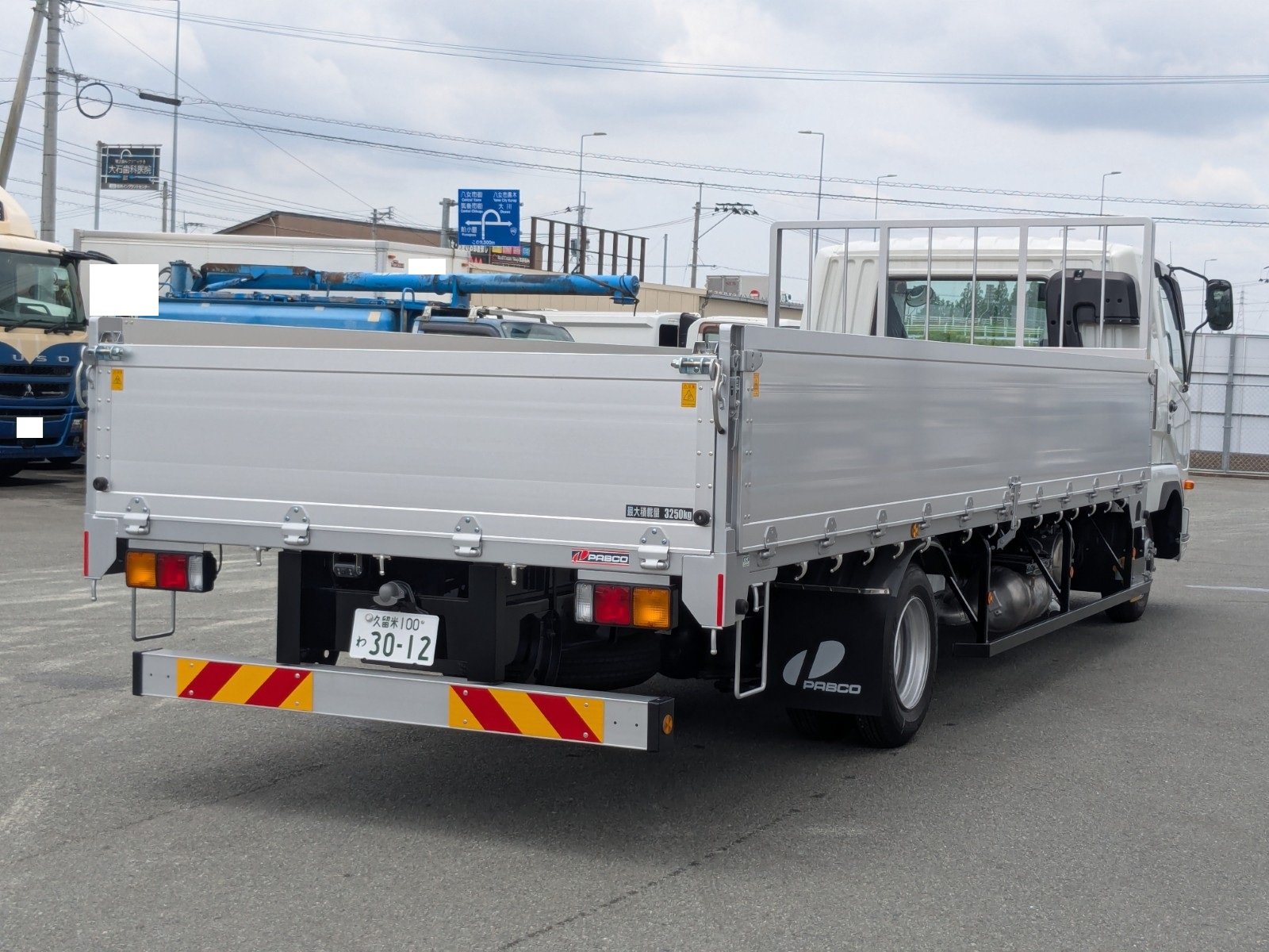 vehicle_image_20260606152121np1cnCy9mY.jpg