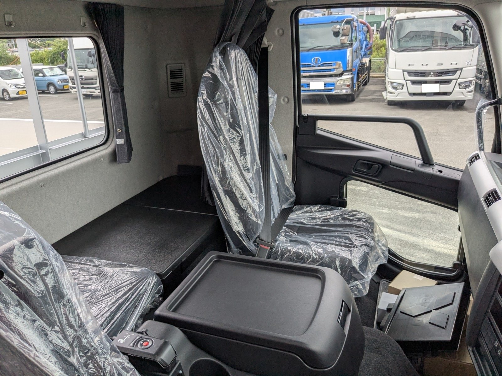 vehicle_image_20260606152121zy41DsLKWb.jpg