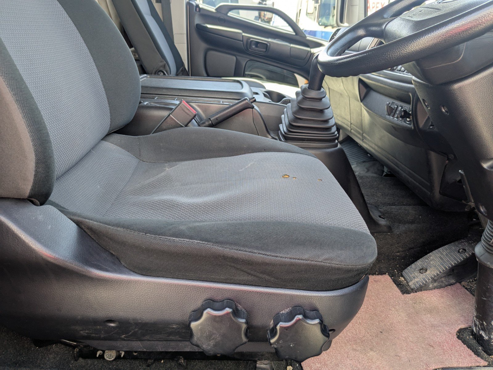 vehicle_image_20260417091046T3GrhHiD9e.jpg