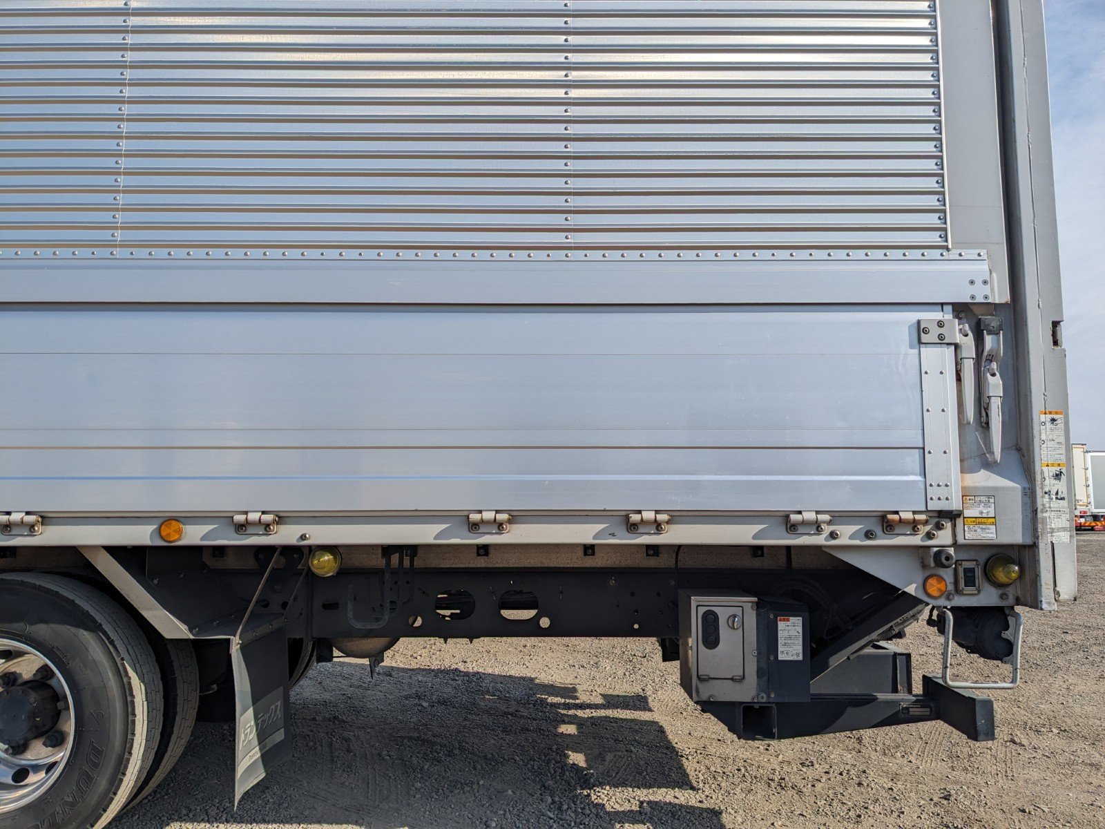vehicle_image_20260207112041iua6UqaqEl.jpg