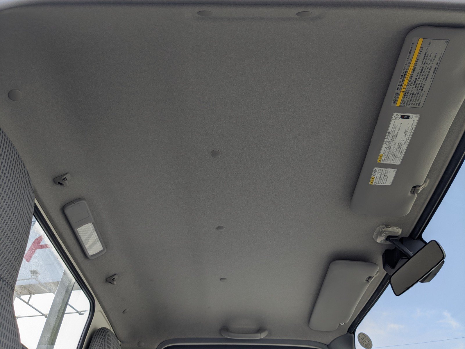 vehicle_image_20260216082608OyU9sf9ikj.jpg