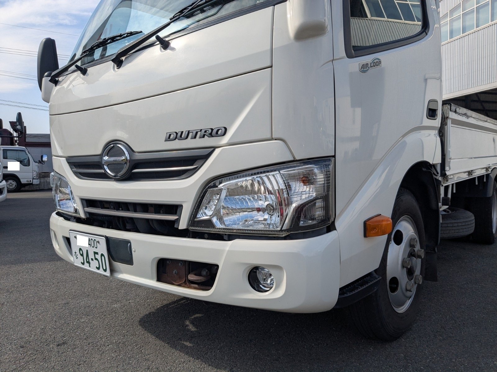 vehicle_image_20260216082618ypGHJ4UmPF.jpg