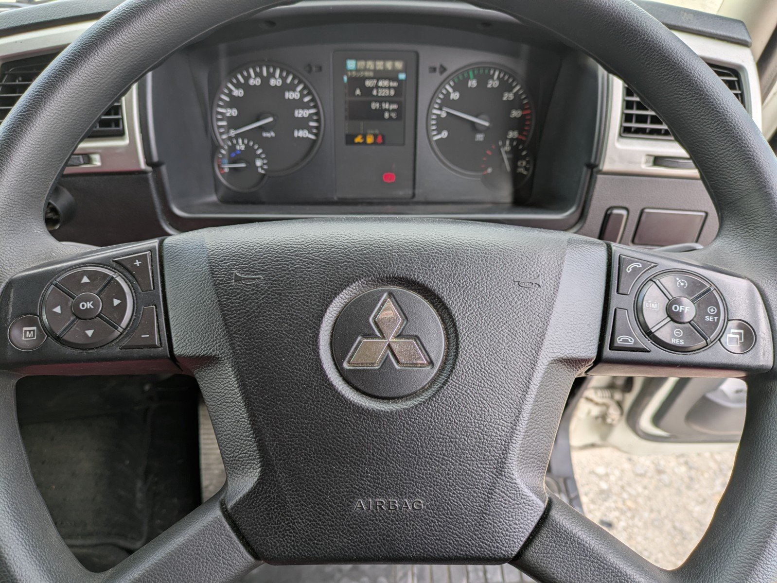 vehicle_image_20260204175425E6tbNg5ABD.jpg