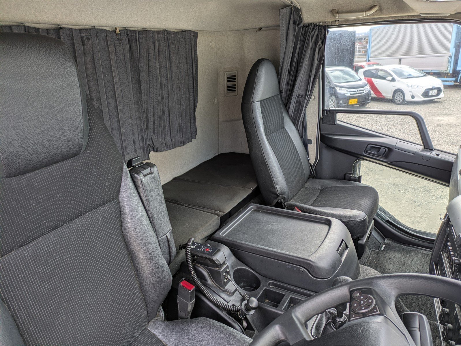 vehicle_image_20260204175425bzKKN9H8iW.jpg