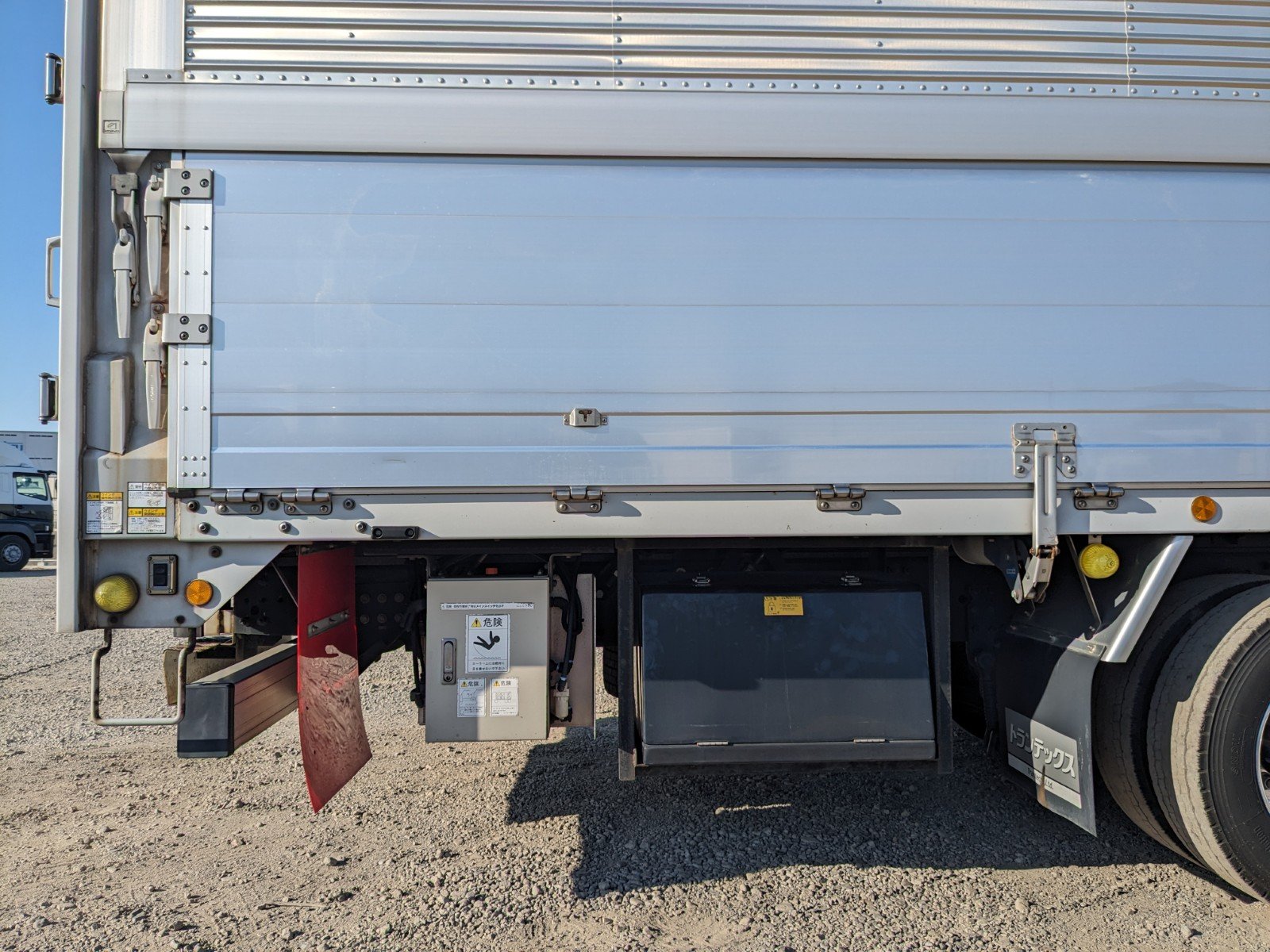 vehicle_image_20260129101144W8l2bhM9Bx.jpg