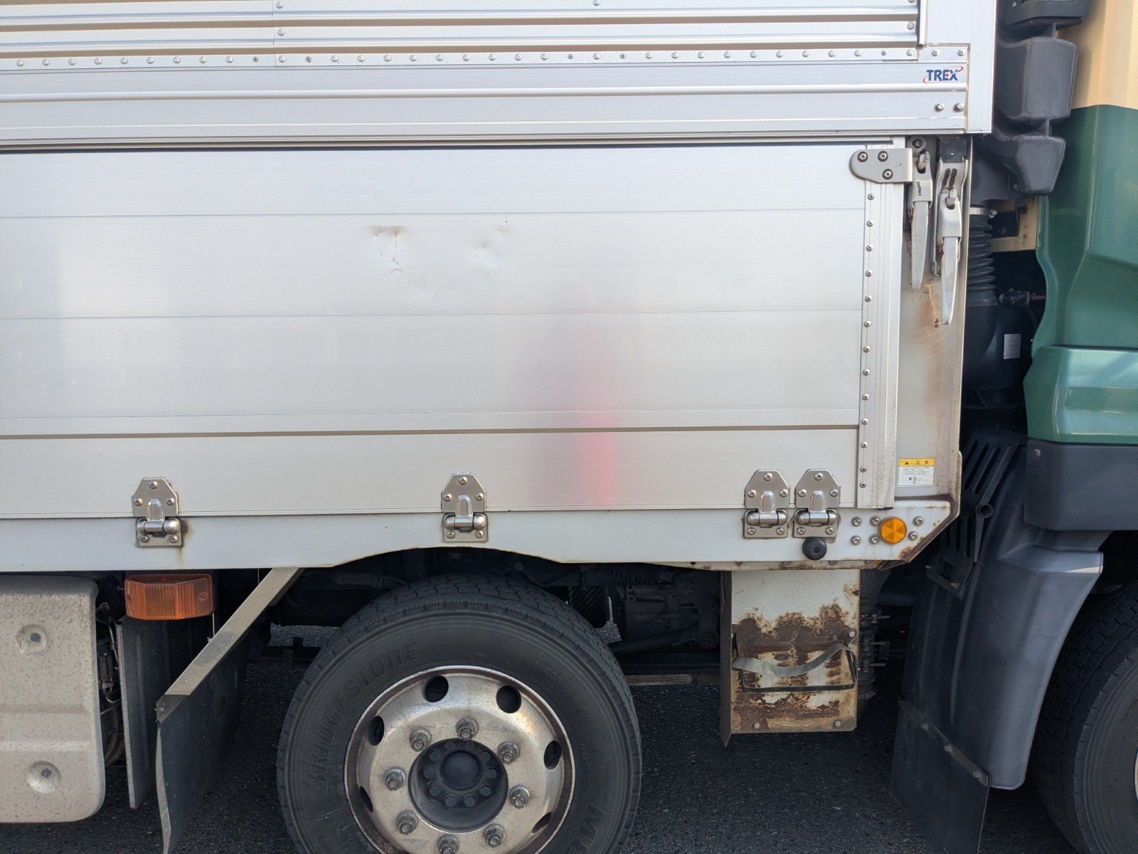 vehicle_image_202601201839436G84EKsC1t.jpg