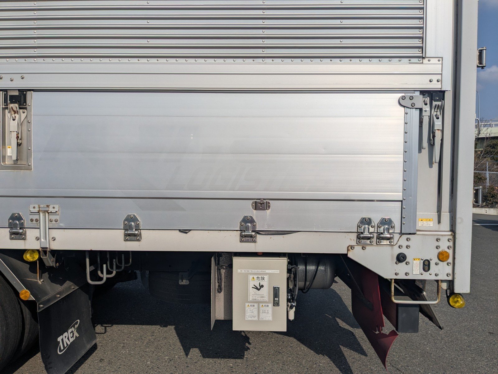 vehicle_image_20260120183943nZyl2o79Z6.jpg