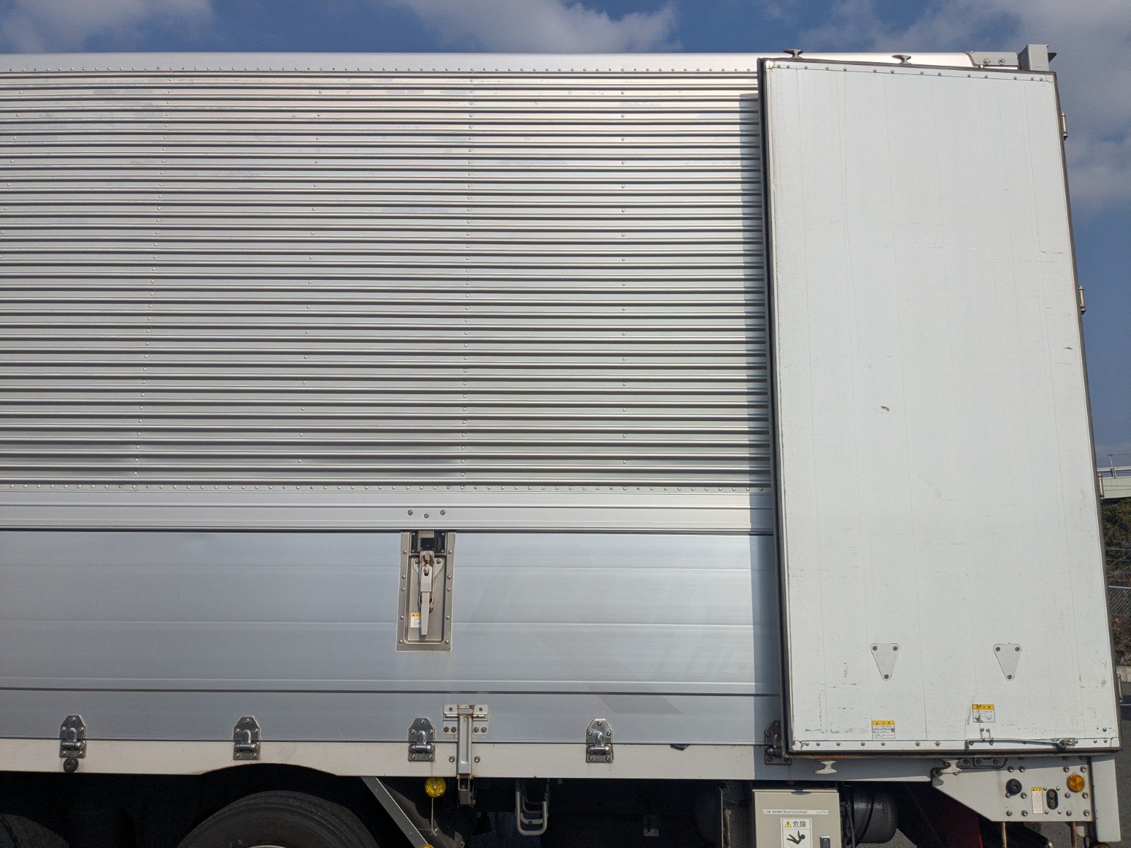 vehicle_image_20260120183943o45xjPLSID.jpg
