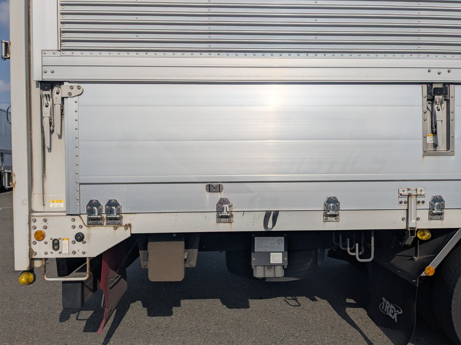 vehicle_image_20260120183943yu2MF3LBla.jpg