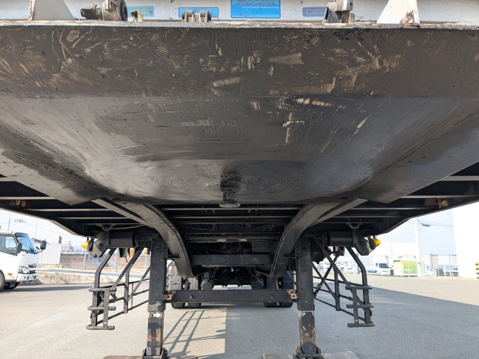 vehicle_image_20260213093952SbZeUAaiR2.jpg