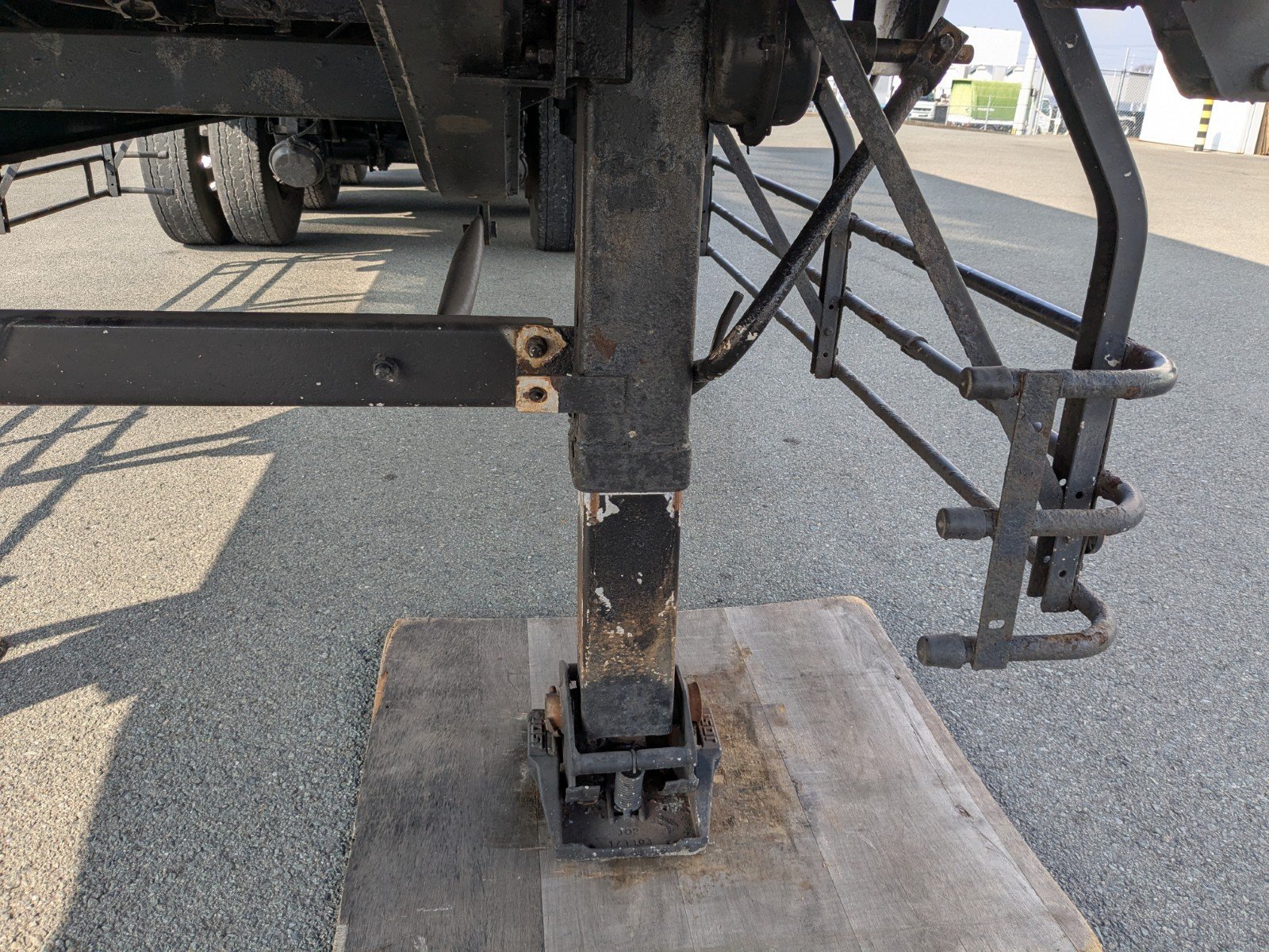 vehicle_image_20260213093952hjZqQrW0bG.jpg