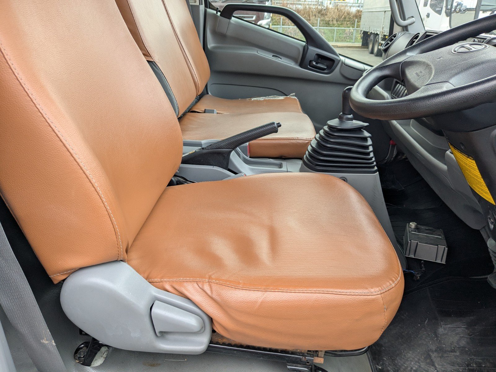 vehicle_image_202601261827092q5T7wM5Ur.jpg