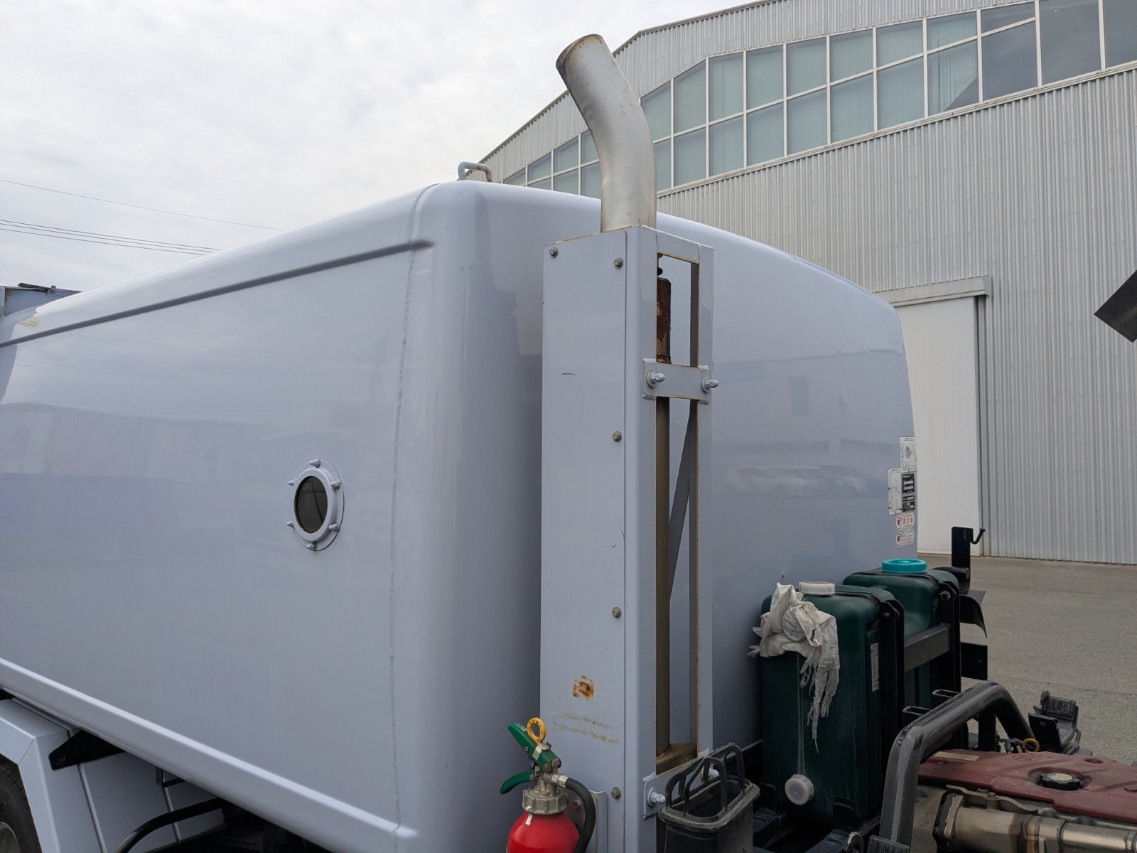 vehicle_image_20260126182709EkNOsXngG7.jpg