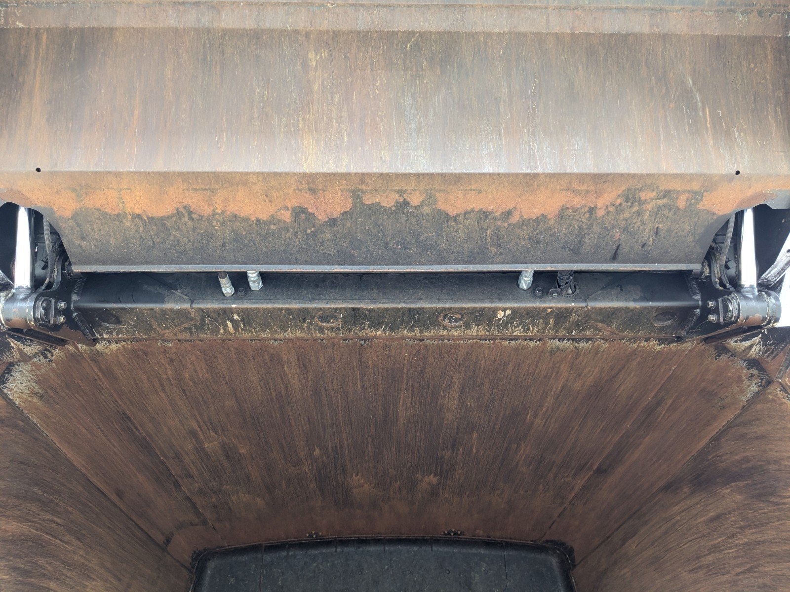 vehicle_image_202601260850112rzPUWbIX7.jpg