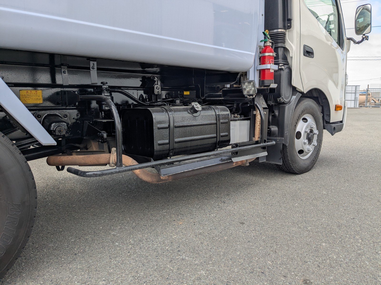 vehicle_image_20260126085011q2hN9fZDyc.jpg