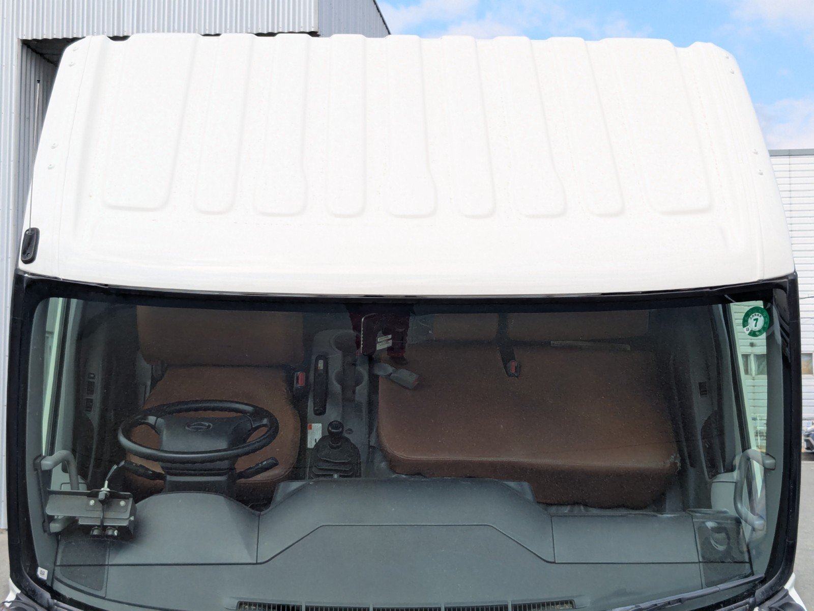 vehicle_image_20260126085011yGp9JHcTW5.jpg