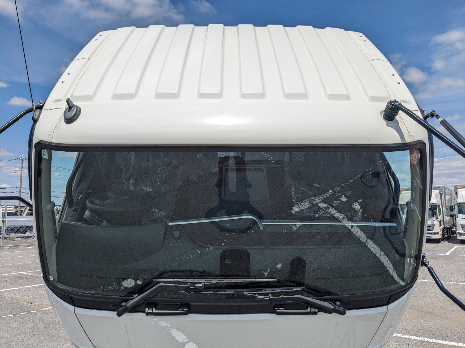 vehicle_image_20260612111407BLHNLgGq5W.jpg