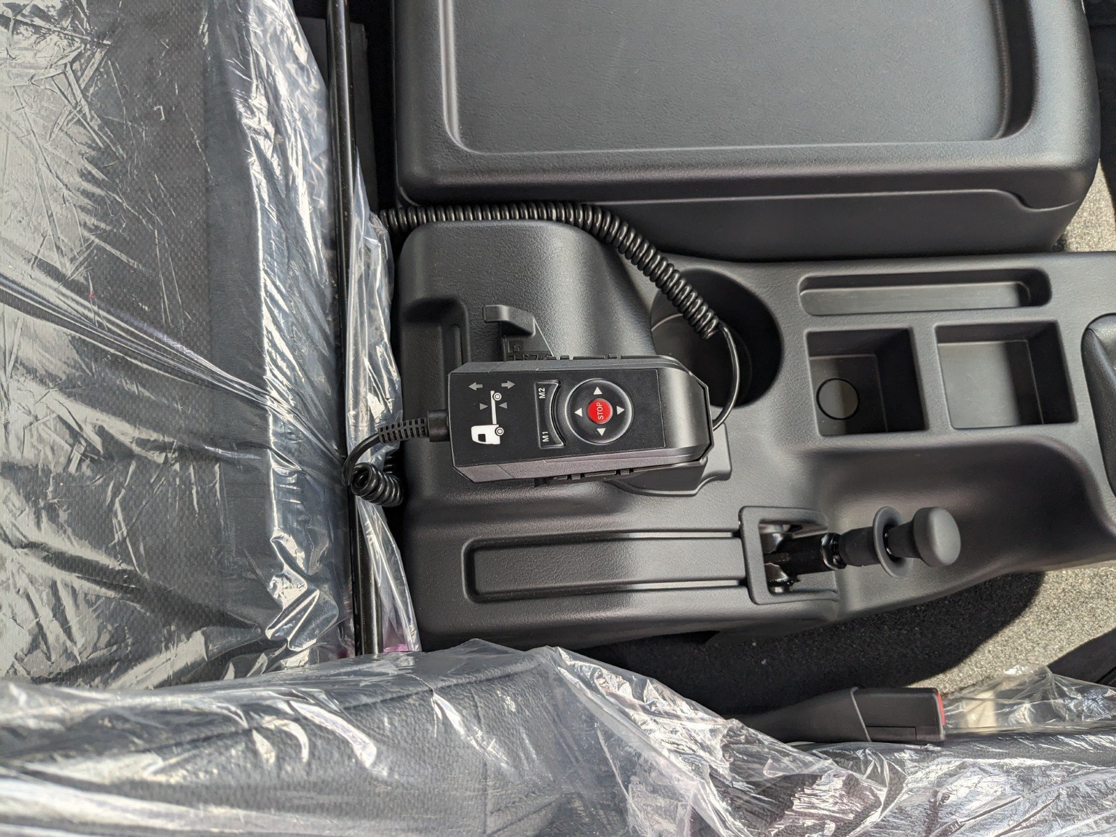 vehicle_image_20260612111407rYx0OYqVYY.jpg