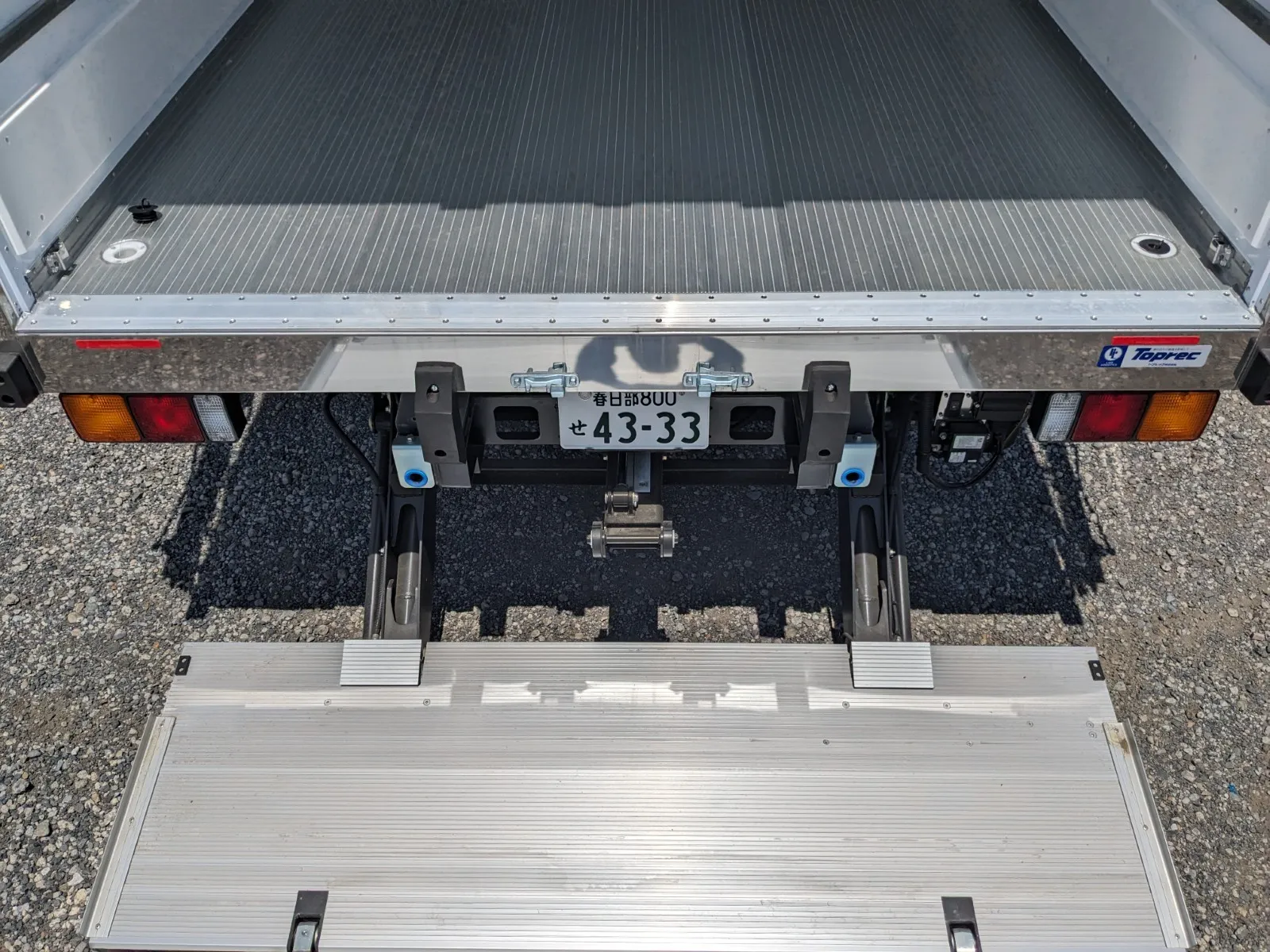vehicle_image_20260619105436T2kVV1zIjJ.webp