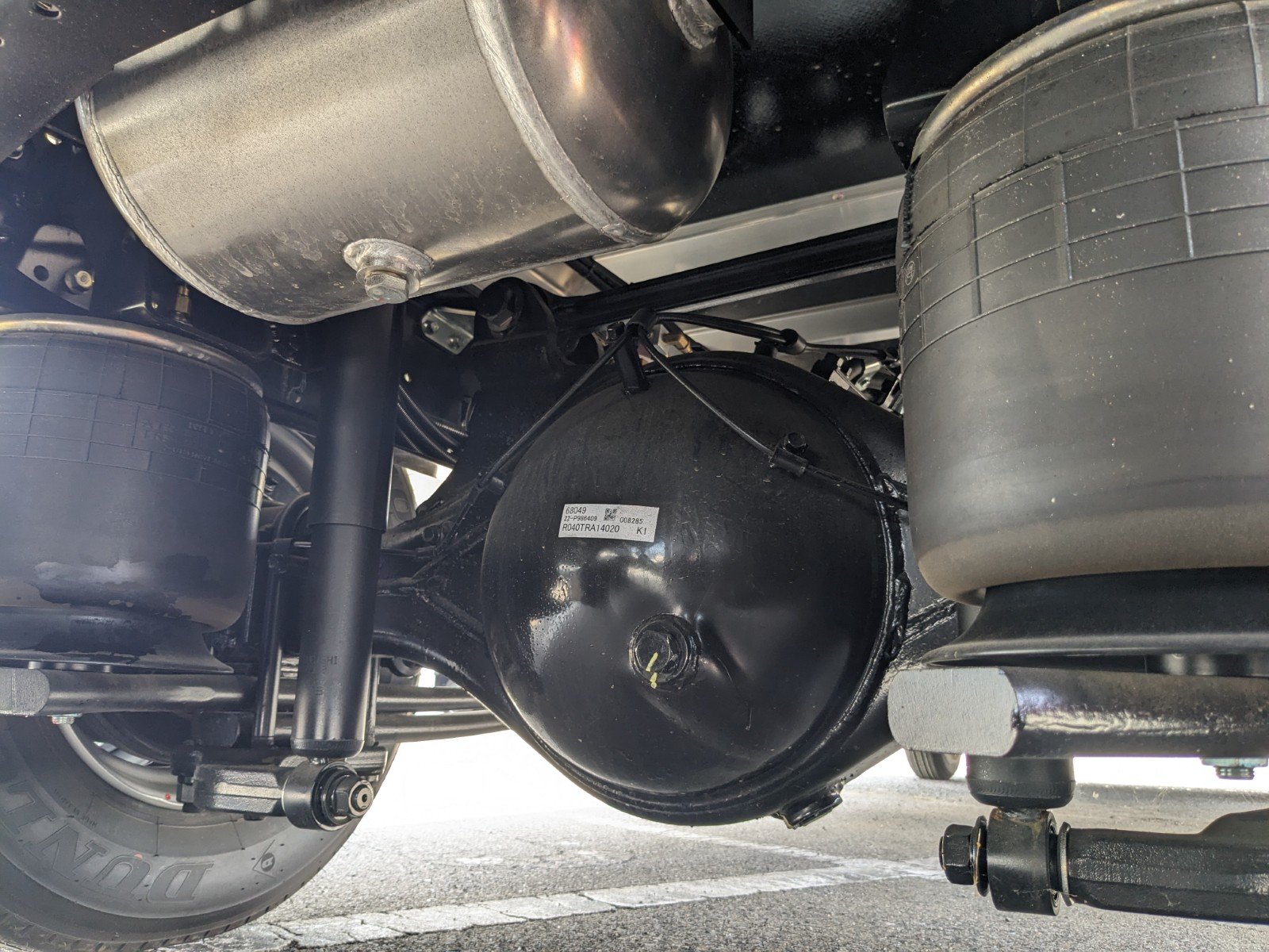 vehicle_image_20260612103408QrsnDtYDsq.jpg
