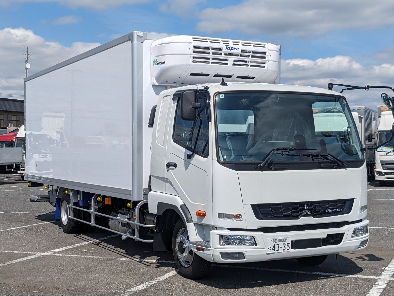 vehicle_image_20260612103408fkp5M4W7Z0.jpg