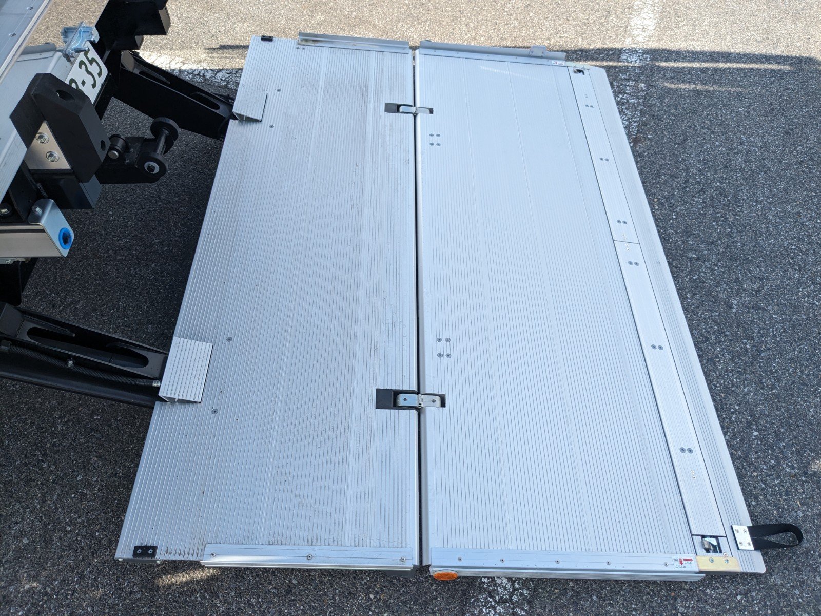 vehicle_image_20260612103408w3TYX4OfsE.jpg