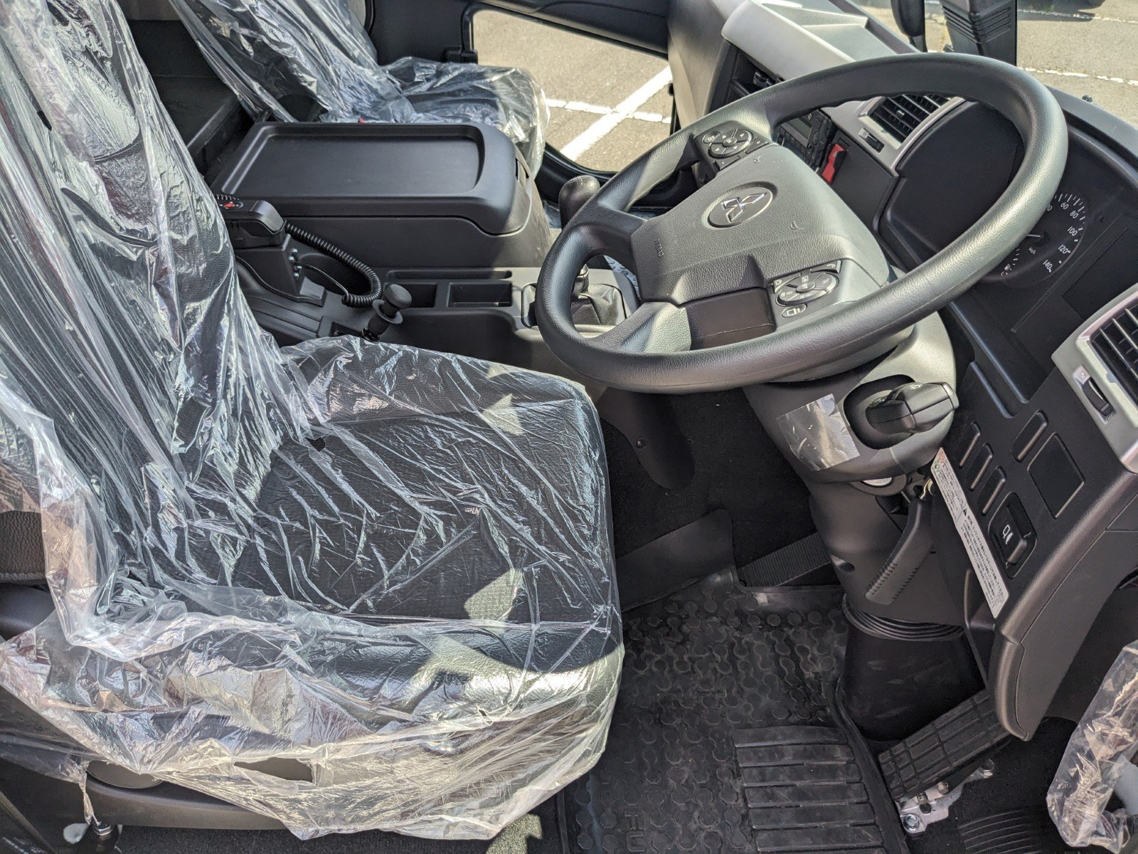 vehicle_image_20260612103025RQ0inJ1wLi.jpg