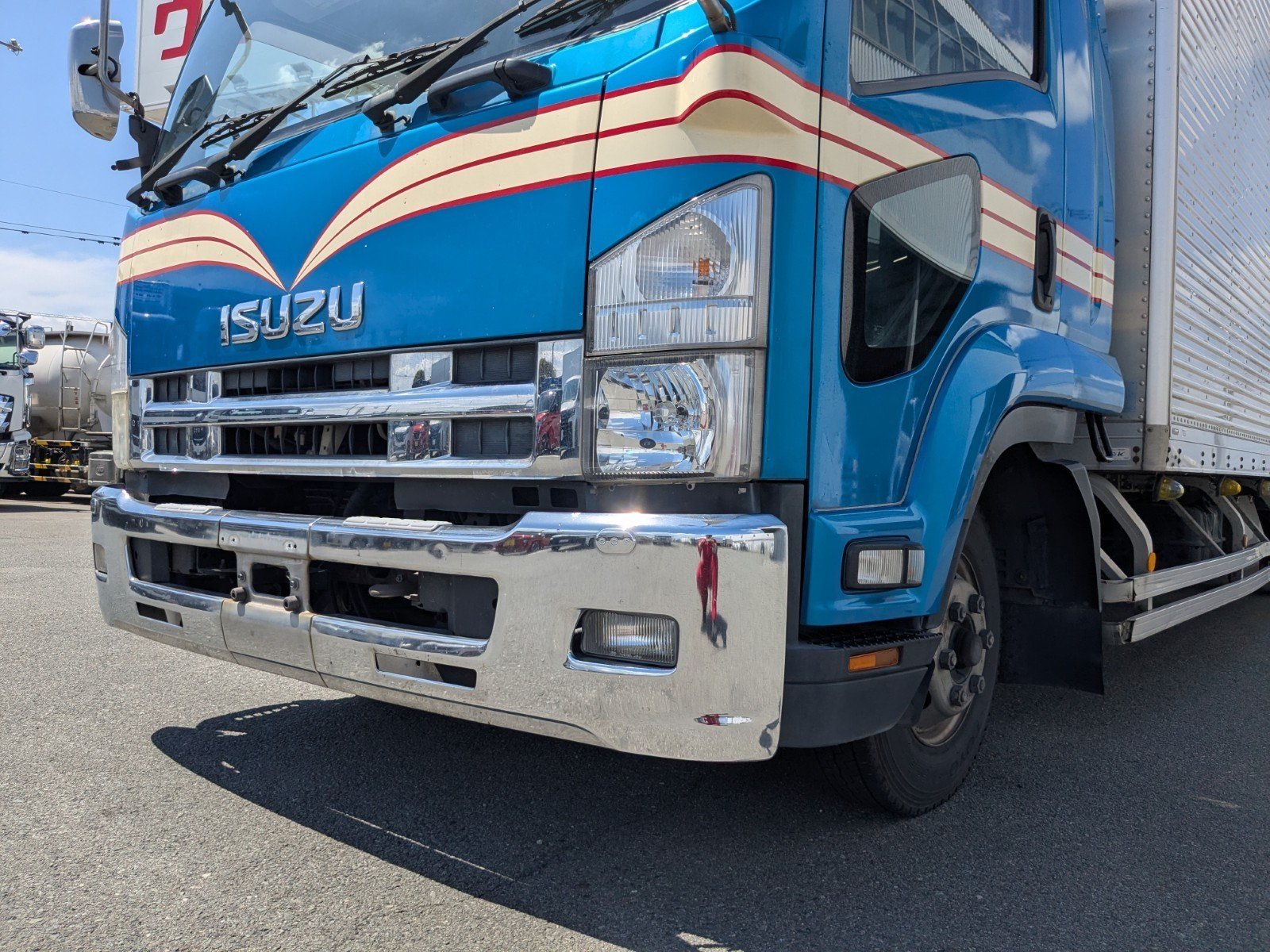 vehicle_image_20260408092723DdSDqByLzo.jpg