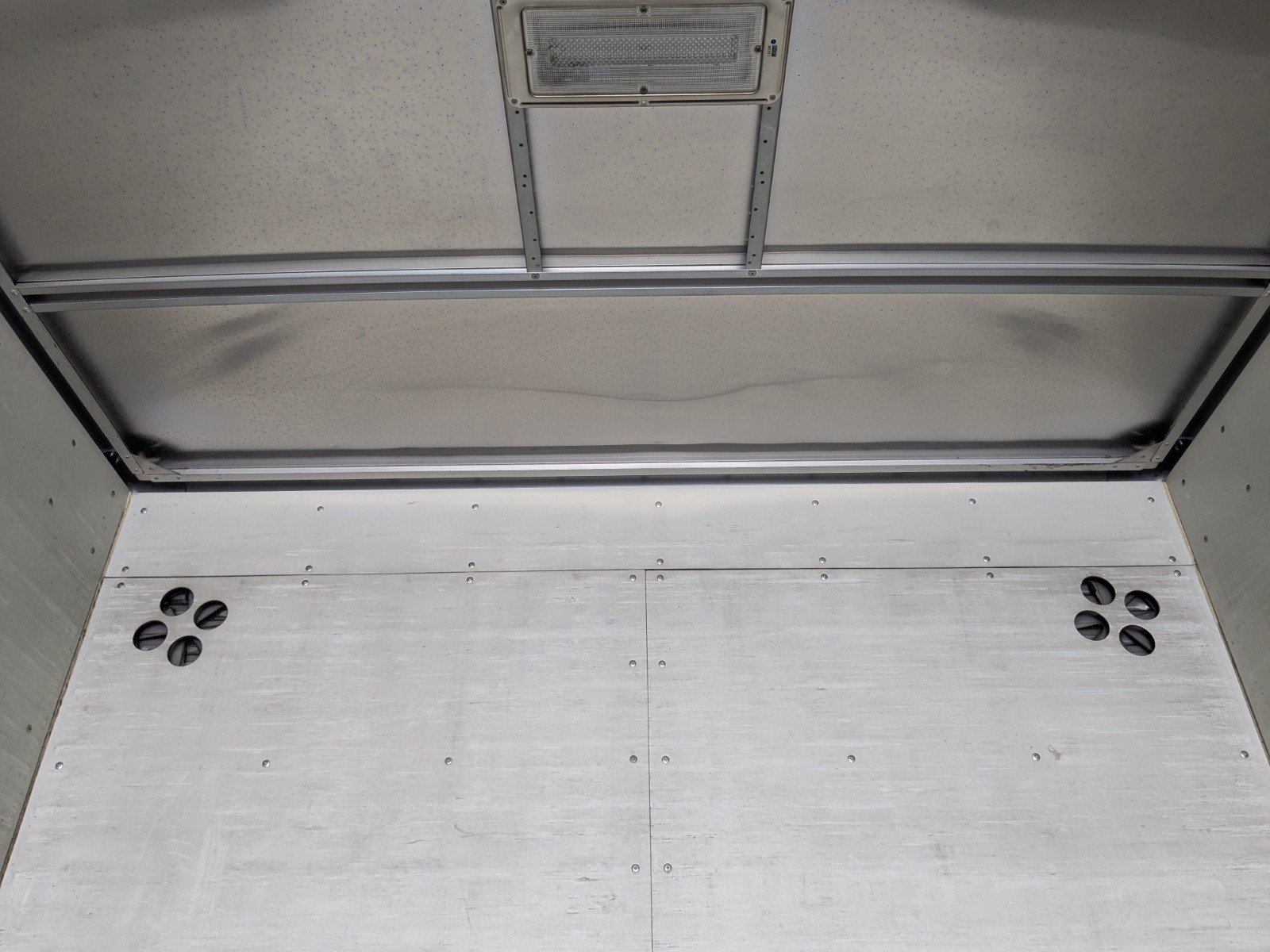 vehicle_image_20260408092723Ib5zXe7vJv.jpg