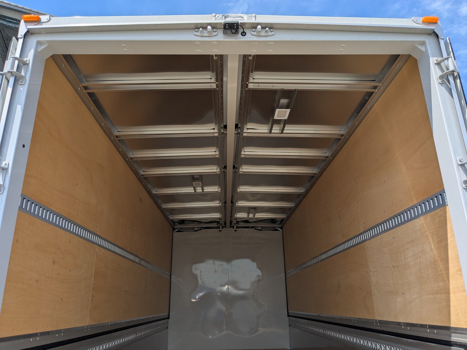 vehicle_image_20260612160821AnE0Et1Eye.jpg