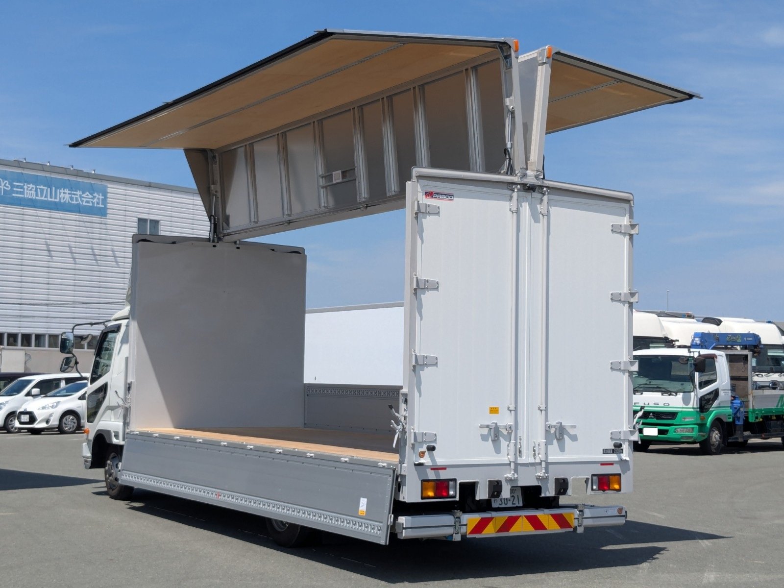 vehicle_image_20260612160821bxGJn5AfkC.jpg