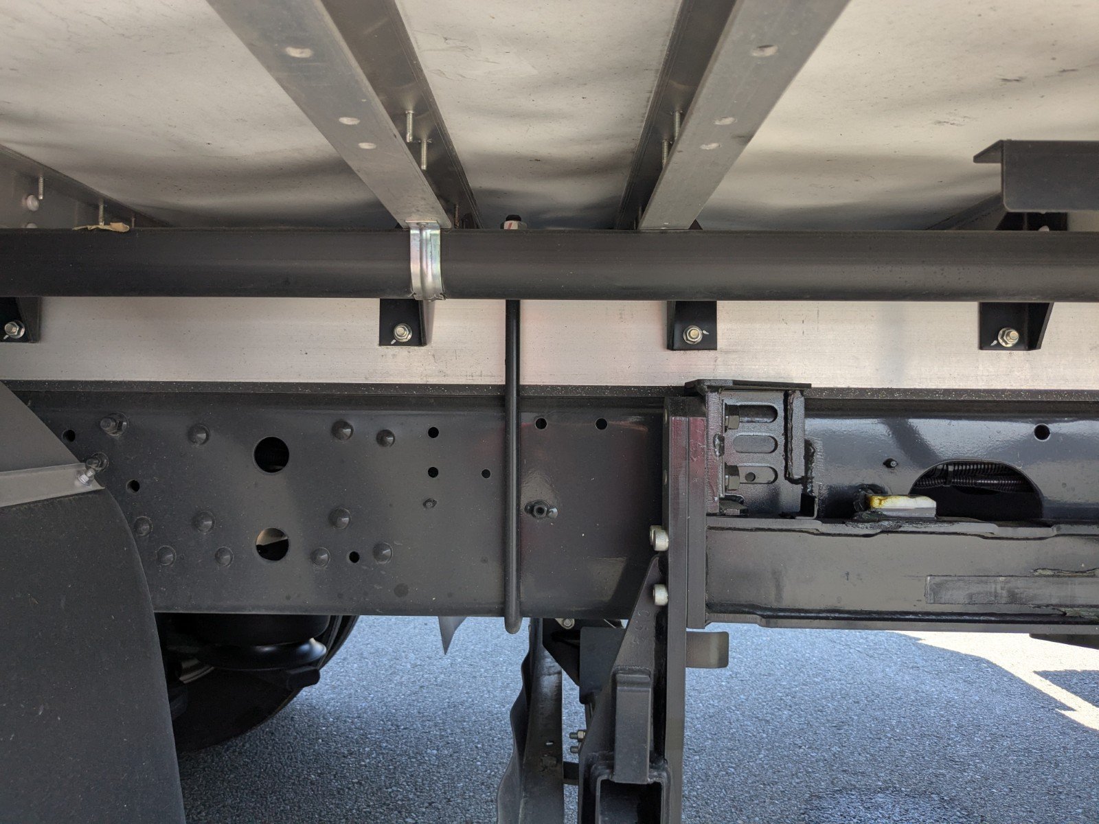 vehicle_image_202606121653018HHqAo9NJd.jpg
