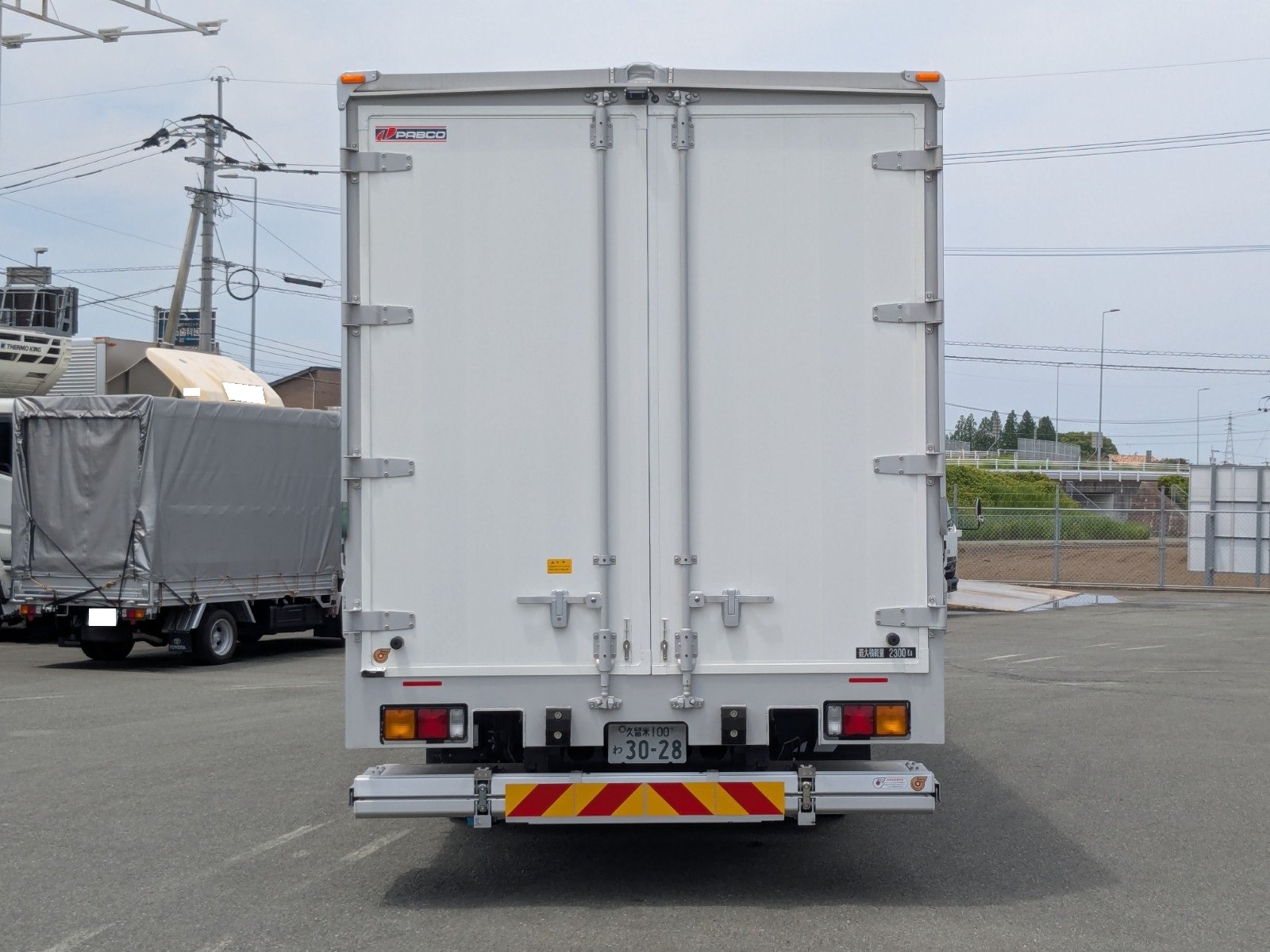vehicle_image_2026061217052619TjEVxvZy.jpg