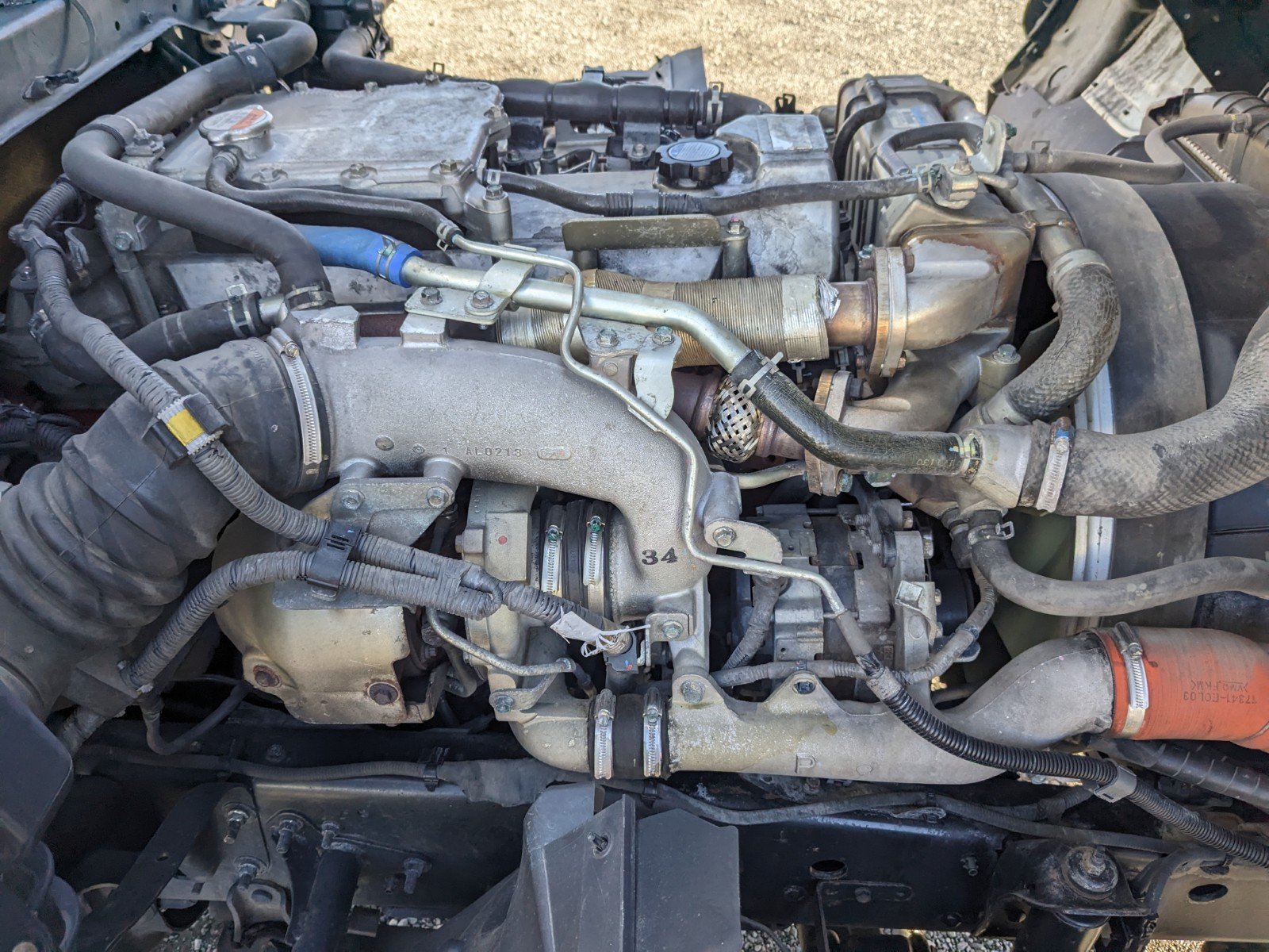 vehicle_image_202602130912365XLJAHybGN.jpg